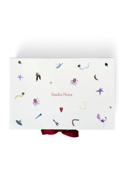 Gift Box M Fantasy | Beige Icons
