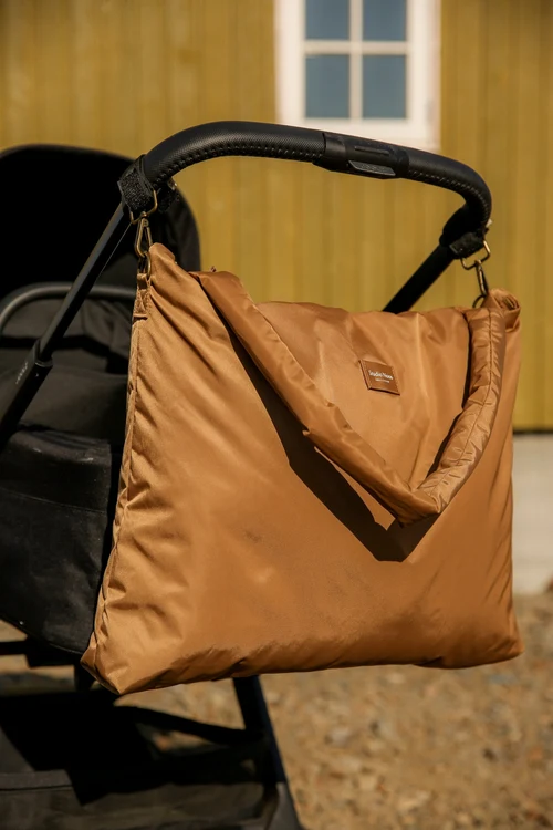 Technical Puffy Diaper Bag | Brown