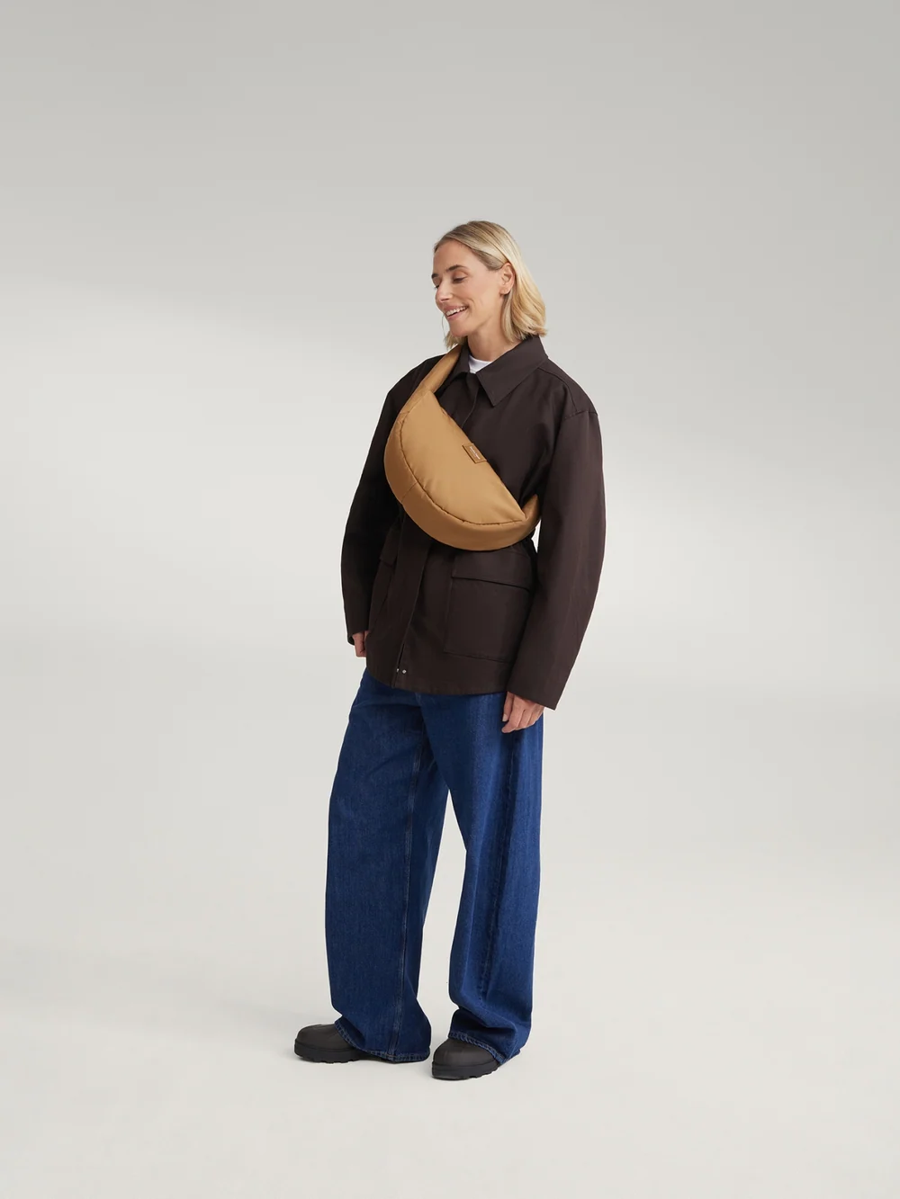 Technical Puffy Mini Cross Body Bag | Brown