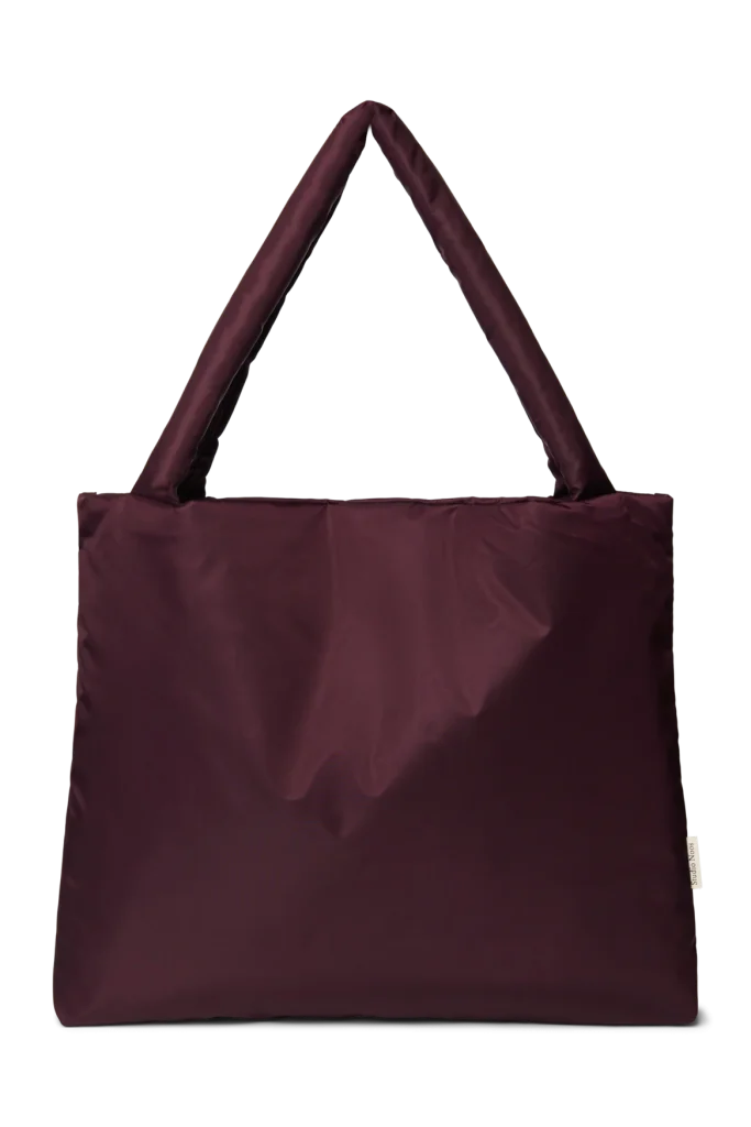 Technical Puffy Mom Bag | Burgundy