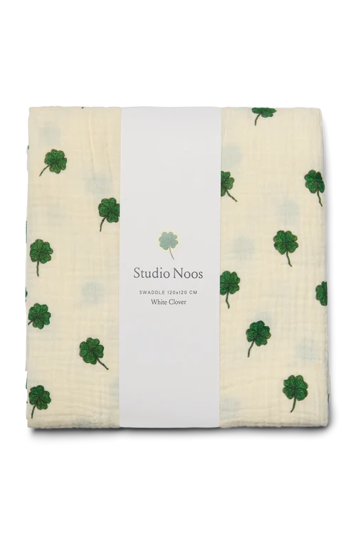 Swaddle Print Large | White Clover