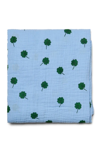Swaddle Print Large | Light Blue Clover