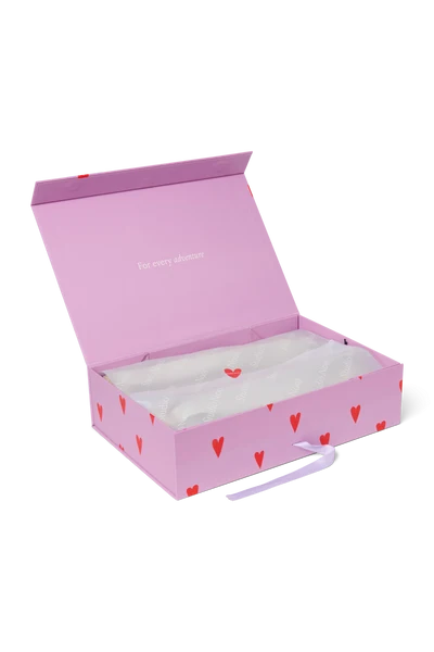 Gift Box M Fantasy | Purple Hearts