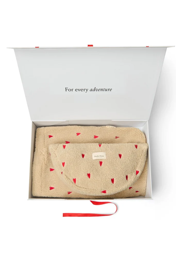 Essentials Teddy Gift Set | Ecru Hearts