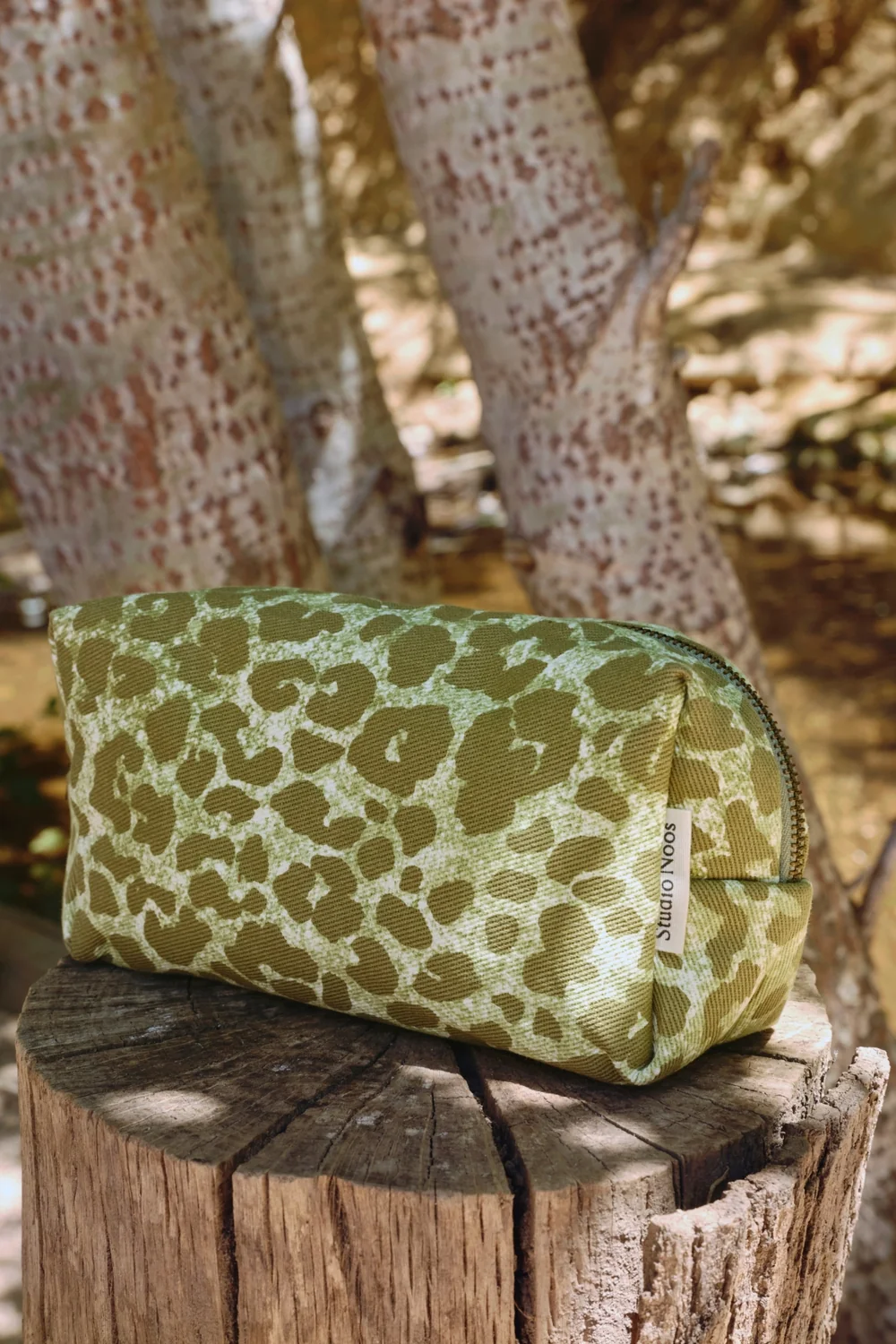 Cotton Pouch | Green Leopard