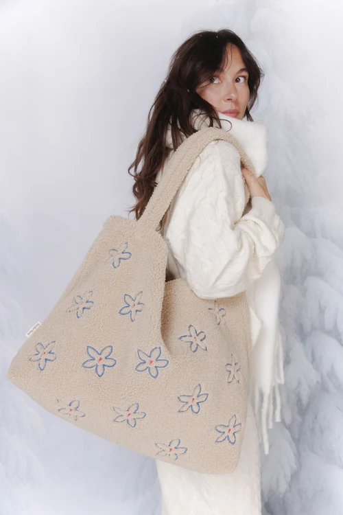 Teddy Mom Bag | Ecru Flower Heart