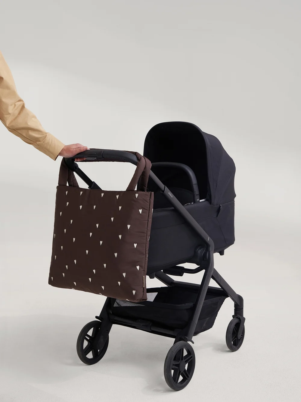 Puffy Mom Bag | Brown Hearts