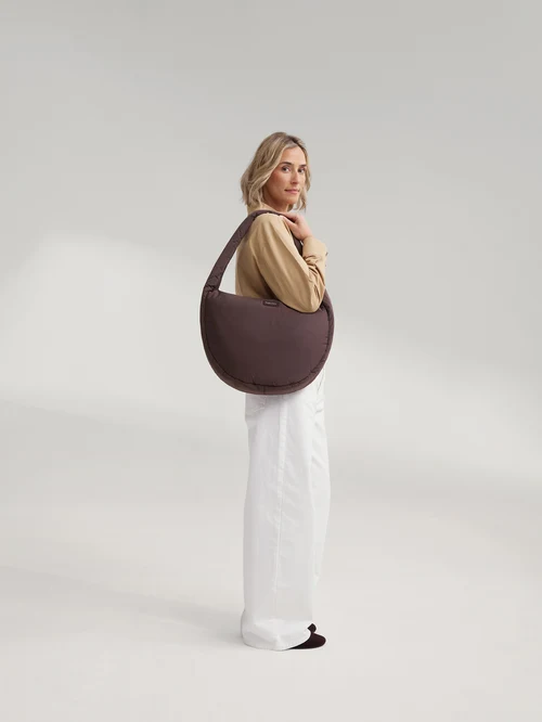 Puffy Cross Body Bag | Brown